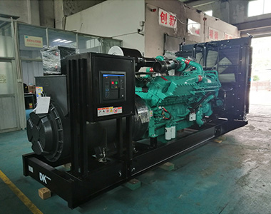 德科1200KW/400V陸用發(fā)電機應用于某房地產(chǎn)項目
